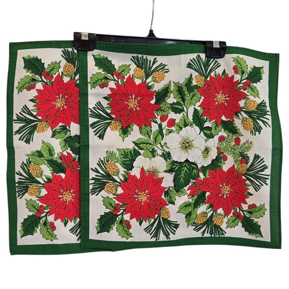 Vintage Floral Poinsettia Holiday Christmas Square Cloth Napkins MCM Set of Two - Picture 5 of 13